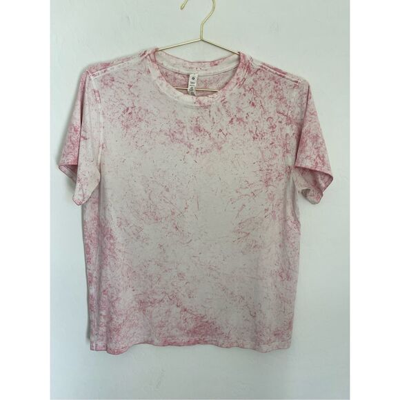 lululemon athletica Tops - LULULEMON ATHLETICA Short Sleeve Tee Size 4